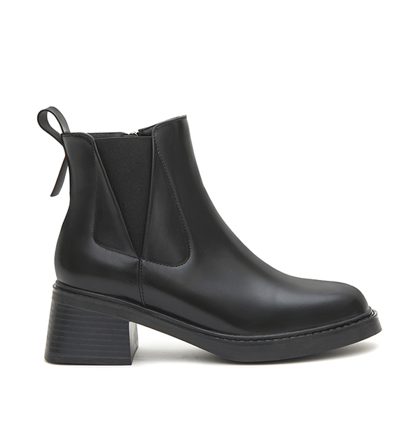 Square-Toe Wooden-Heel Chelsea Boots Black