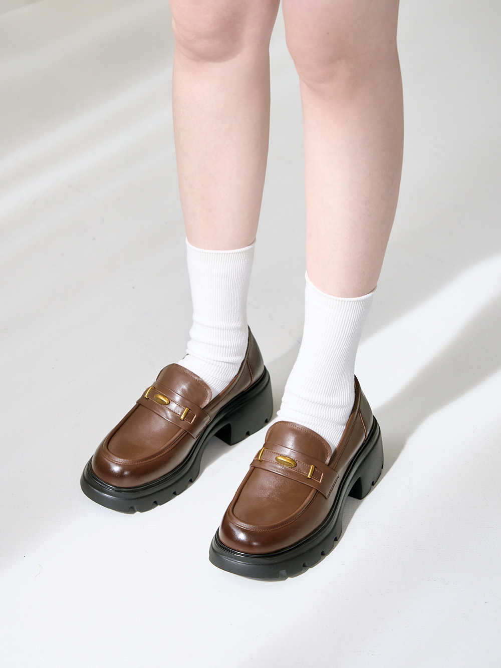 【真皮系列】復古小金豆輕量底樂福鞋 棕色