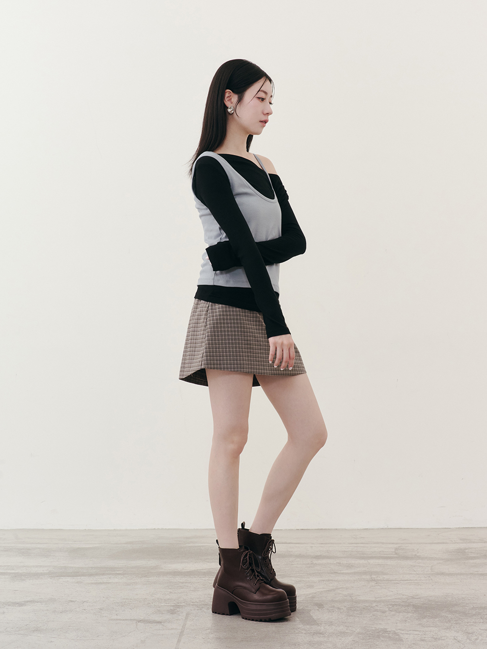 舞力全開增高加厚底綁帶短靴 咖啡色