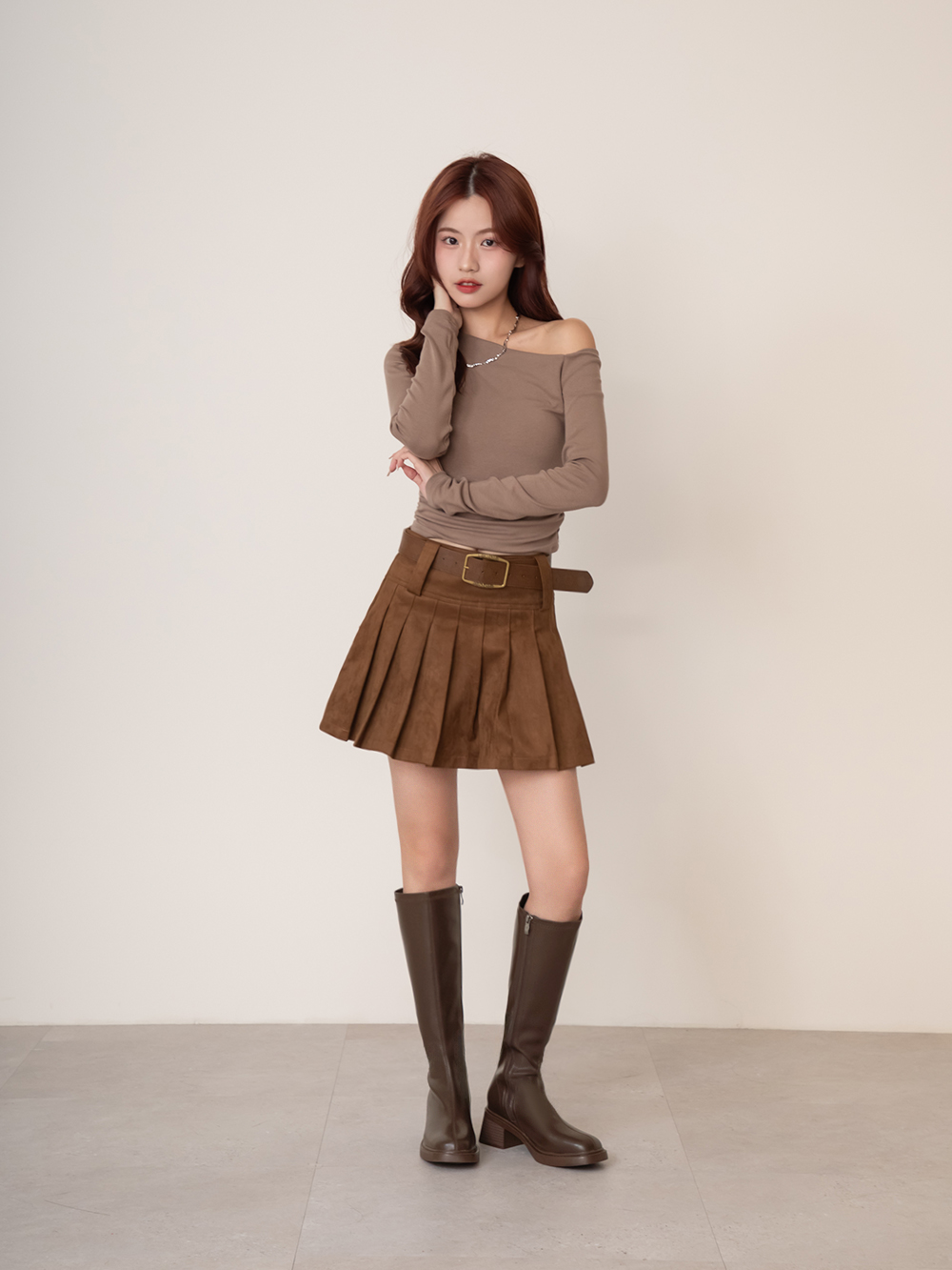 黃金比例方頭木紋跟瘦瘦長靴 咖啡色