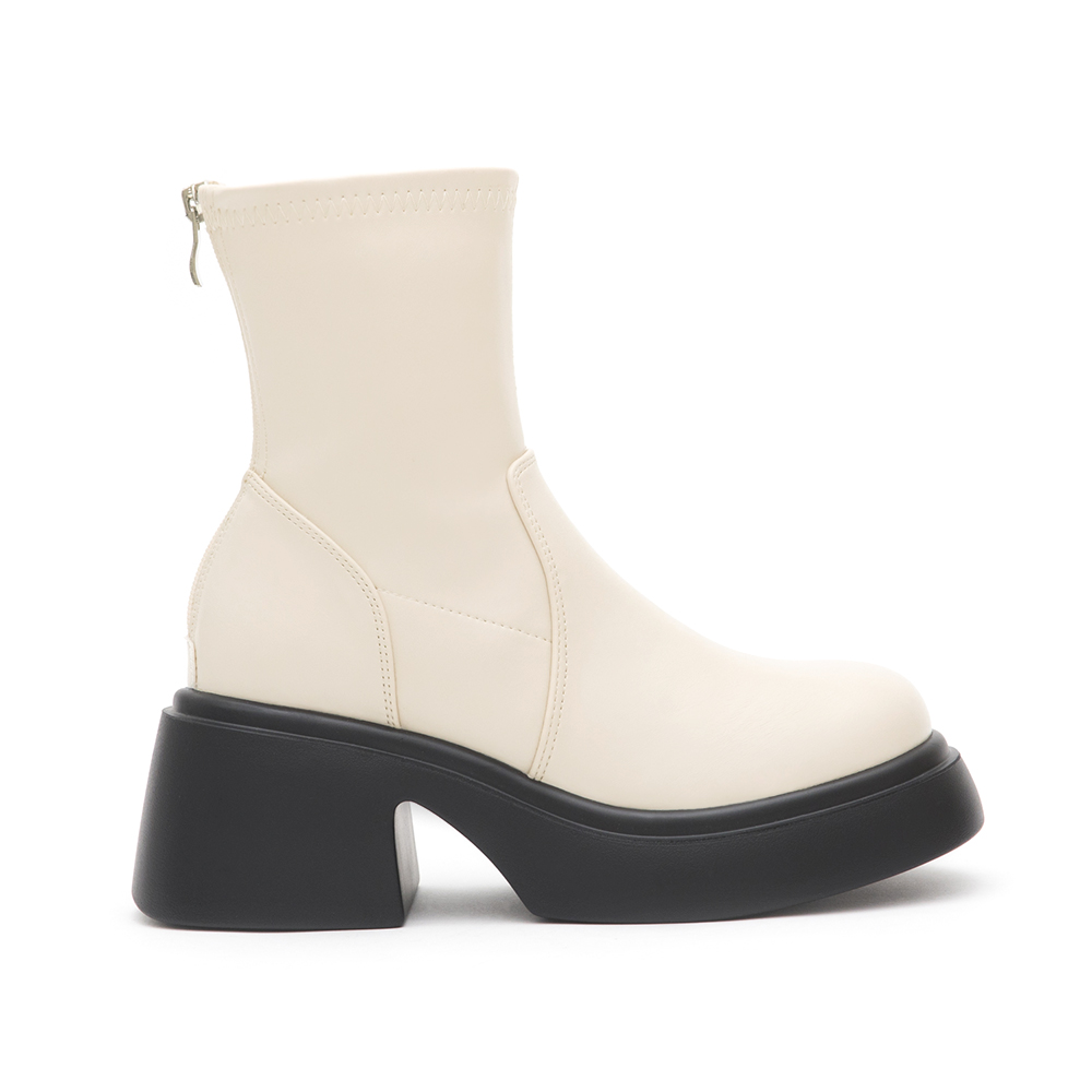 Lightweight Thick Sole Slimming Boots Vanilla