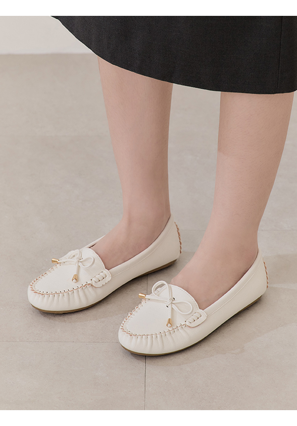 Soft MIT Bow Loafer Moccasins White