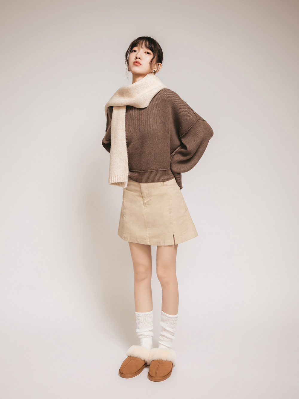 俏皮雪寶．真皮羊毛雪靴拖鞋 駝色