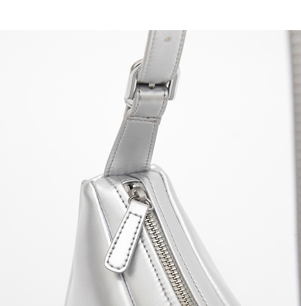 Minimalist Underarm Bag Silver