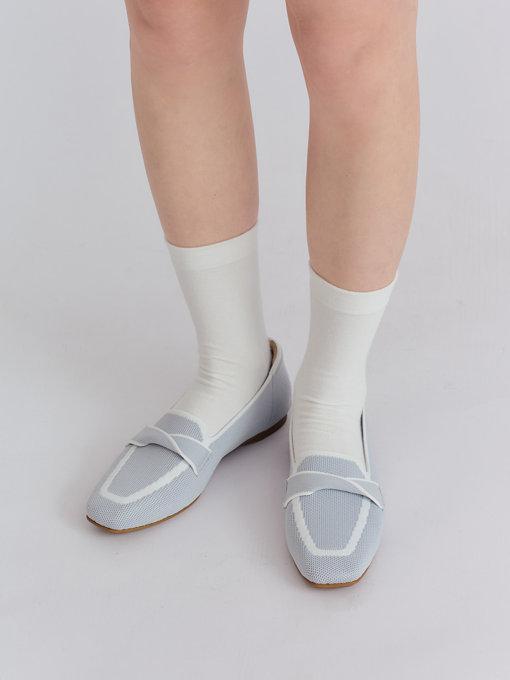 【3D零感雲織鞋】雙色拼接扭結方頭樂福鞋 象牙灰