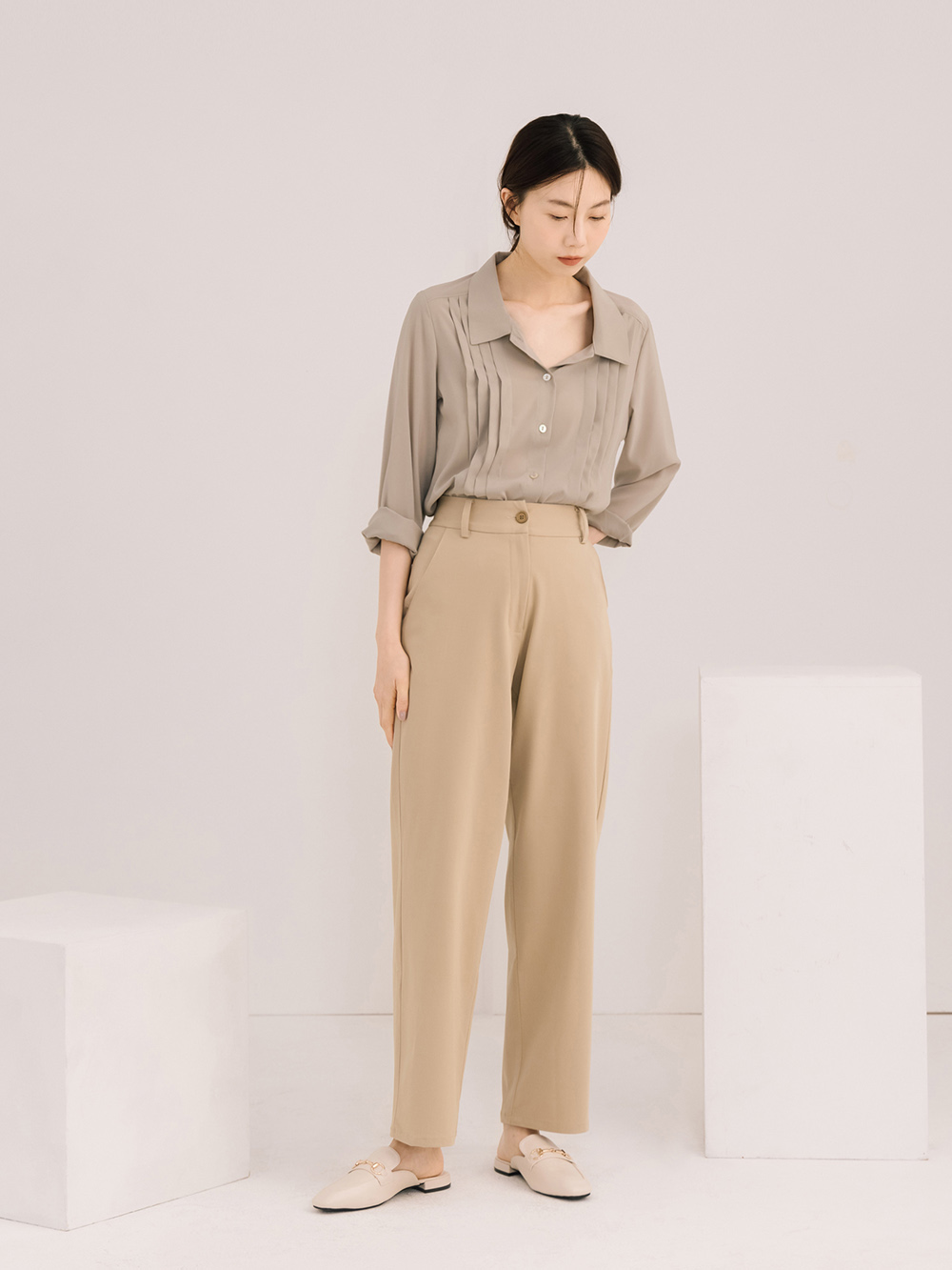 優質品味．馬銜釦方頭低跟穆勒鞋 香草米白