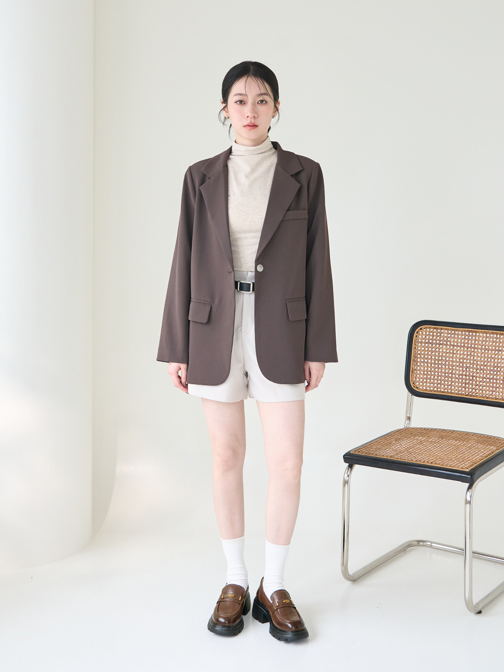 【真皮系列】復古小金豆輕量底樂福鞋 棕色