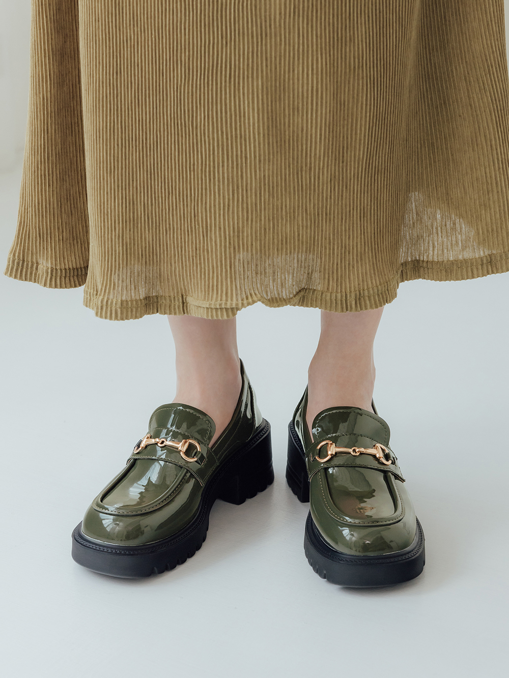 貴族學院.漆皮馬銜釦厚底輕量樂福鞋 復古綠