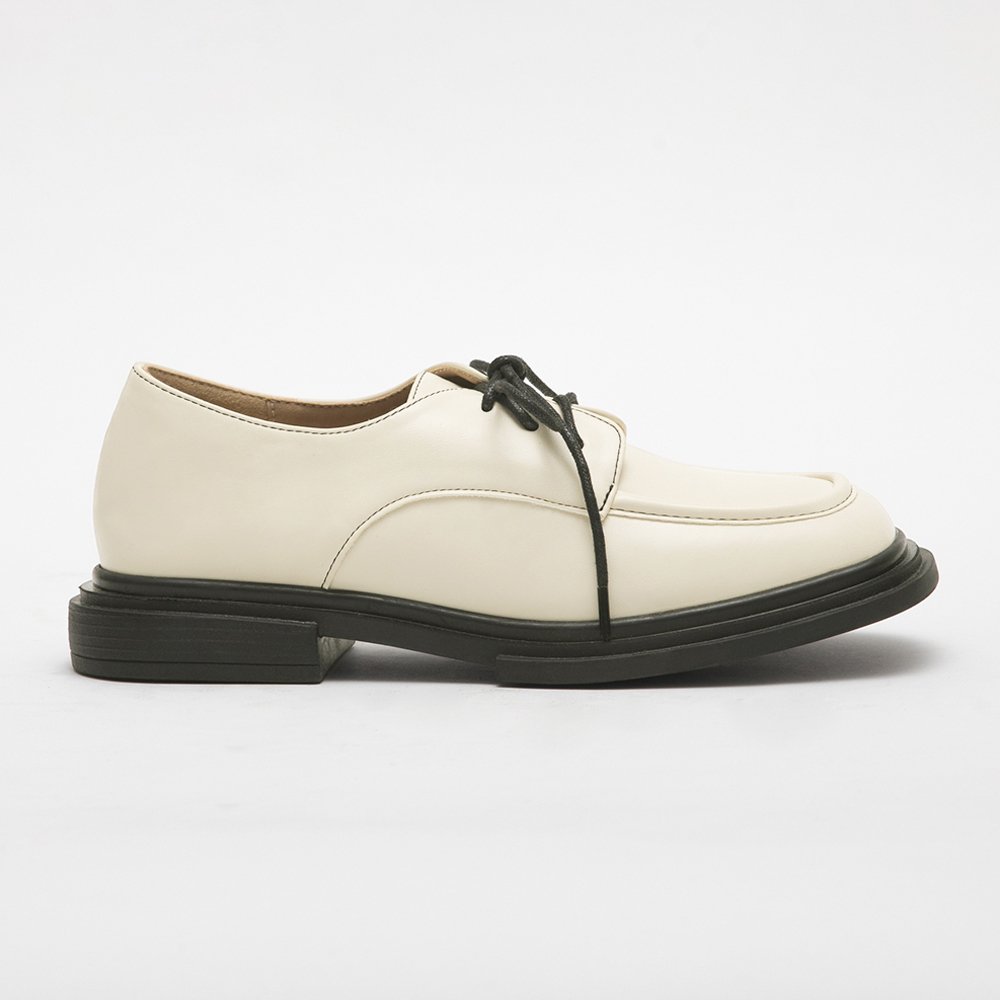 Square Toe Lace-up Low-Heel Derby Shoes Beige