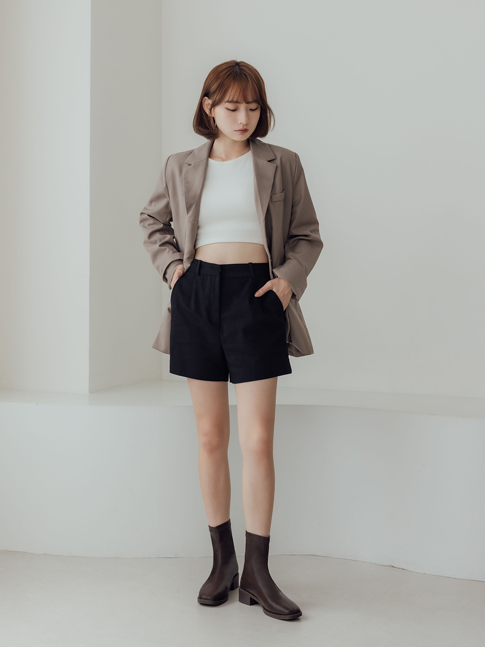 百搭時尚．中車線方頭木紋跟襪靴 復古咖