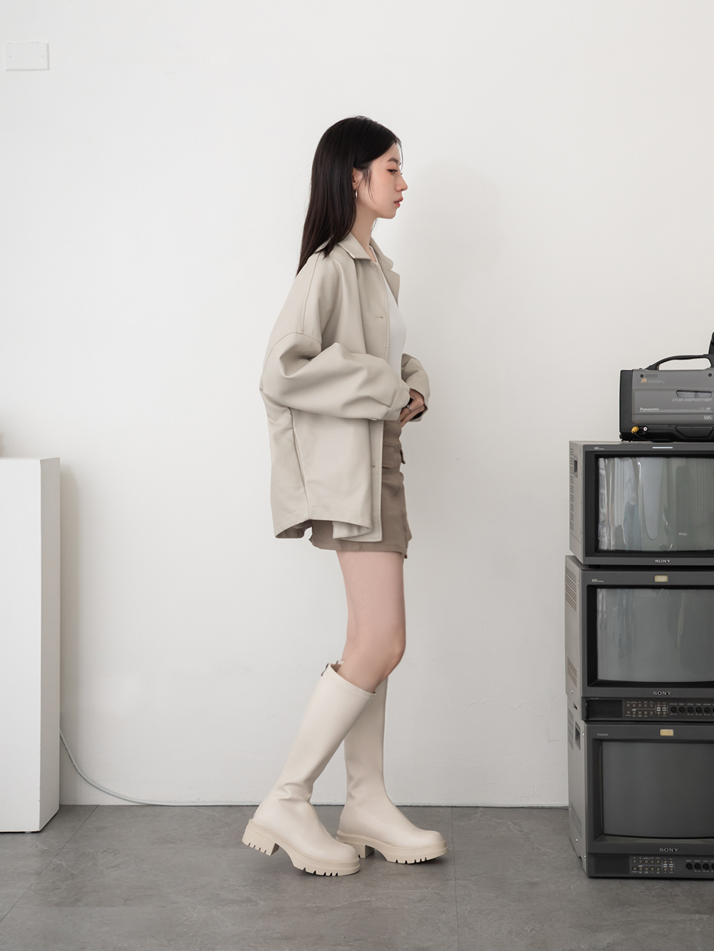 韓團指標．百搭素面厚底瘦瘦長靴 香草米