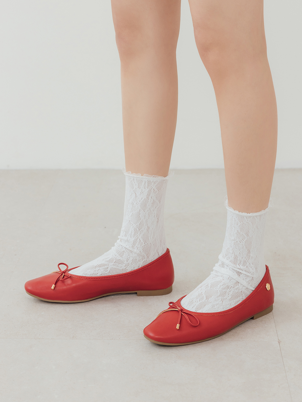 浪漫花釦．小蝴蝶結平底芭蕾娃娃鞋 魅力紅