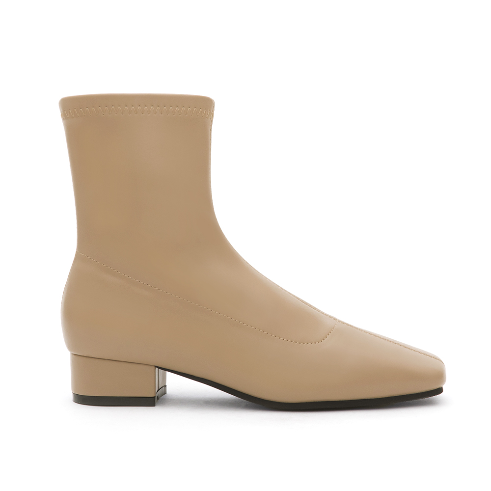 Stradivarius Seam Front Square-Toe Low-Heel Slim Boots Beige