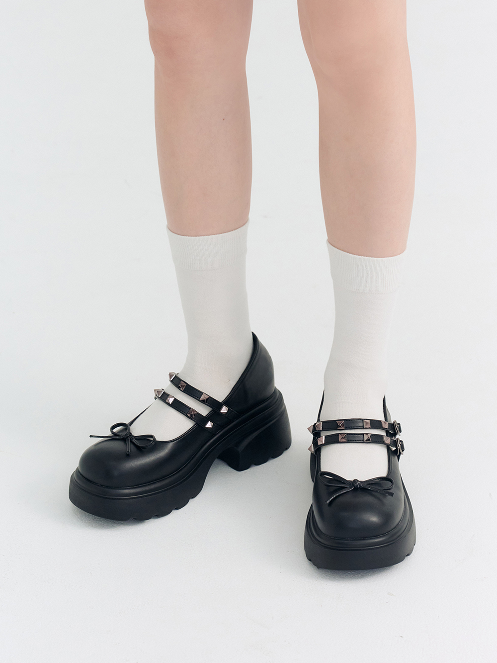 暗黑甜心鉚釘厚底瑪莉珍鞋 黑色