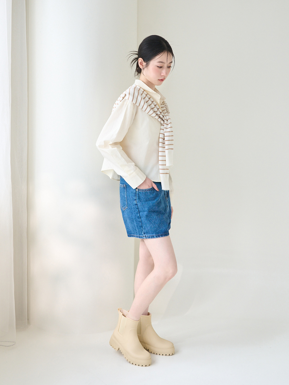 【機能鞋墊】鬆緊拼接內增高切爾西雨靴 米白色