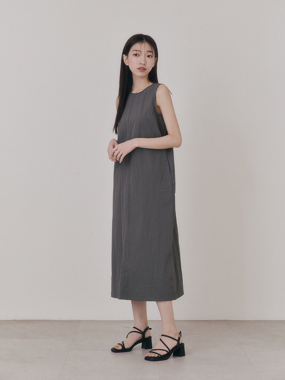 彩虹泡泡糖.泡芙軟墊細帶高跟涼鞋 時尚黑