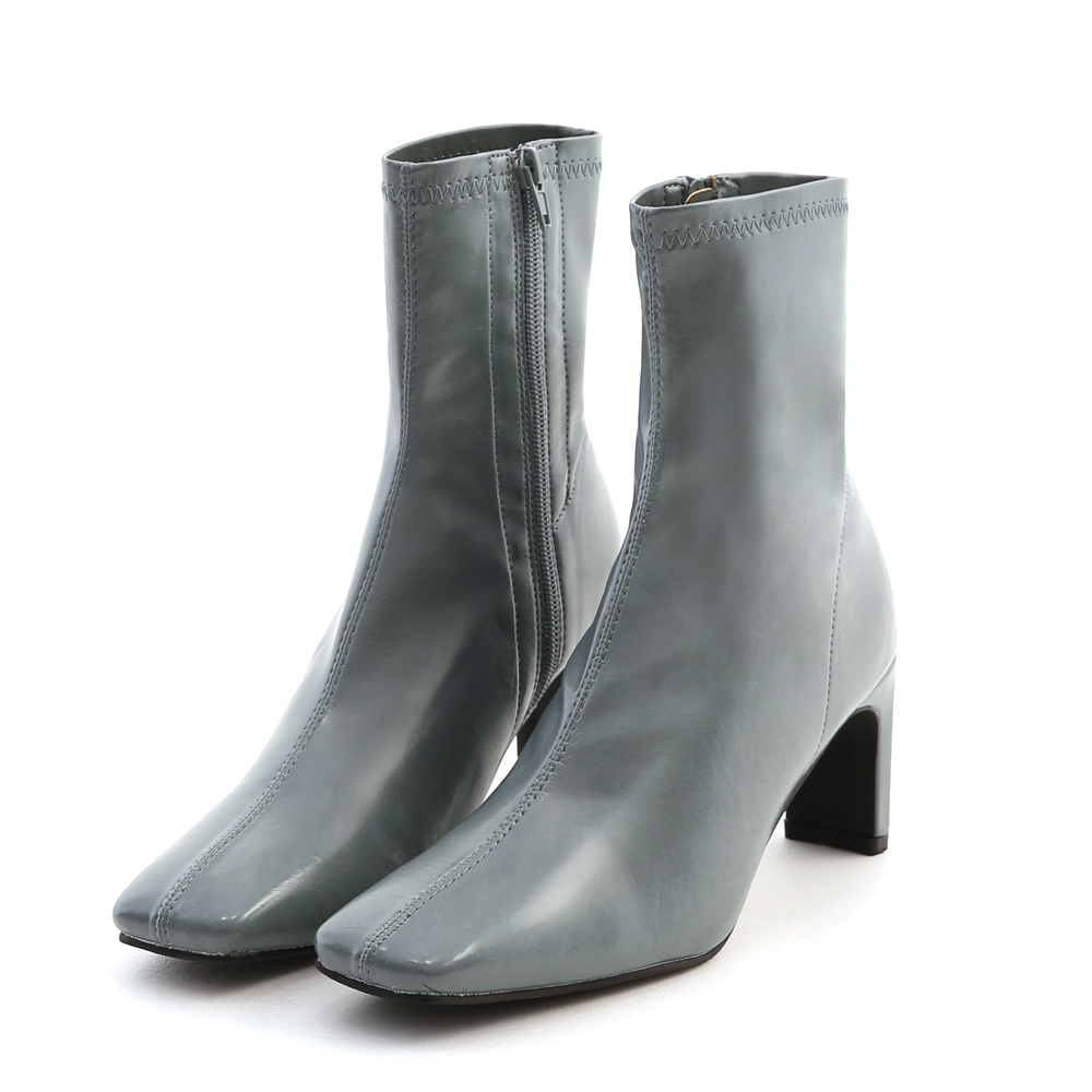 唯美配方．質感亮面扁跟瘦瘦靴 迷霧藍