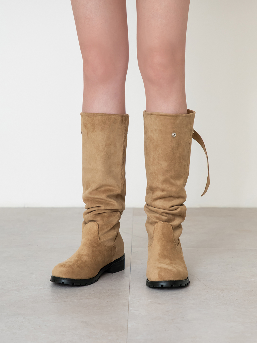 潮流熱搜後拉鍊寬筒堆堆靴 卡其色