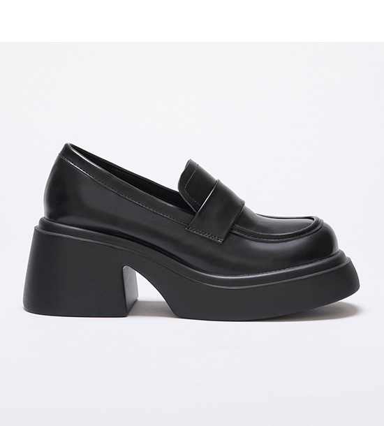 Lightweight Soft Sole High-Heel Loafers Black