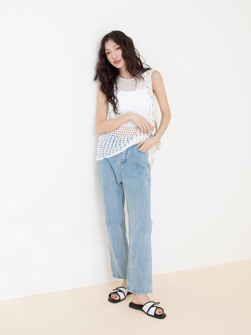 南法時光拼接設計平底拖鞋 黑