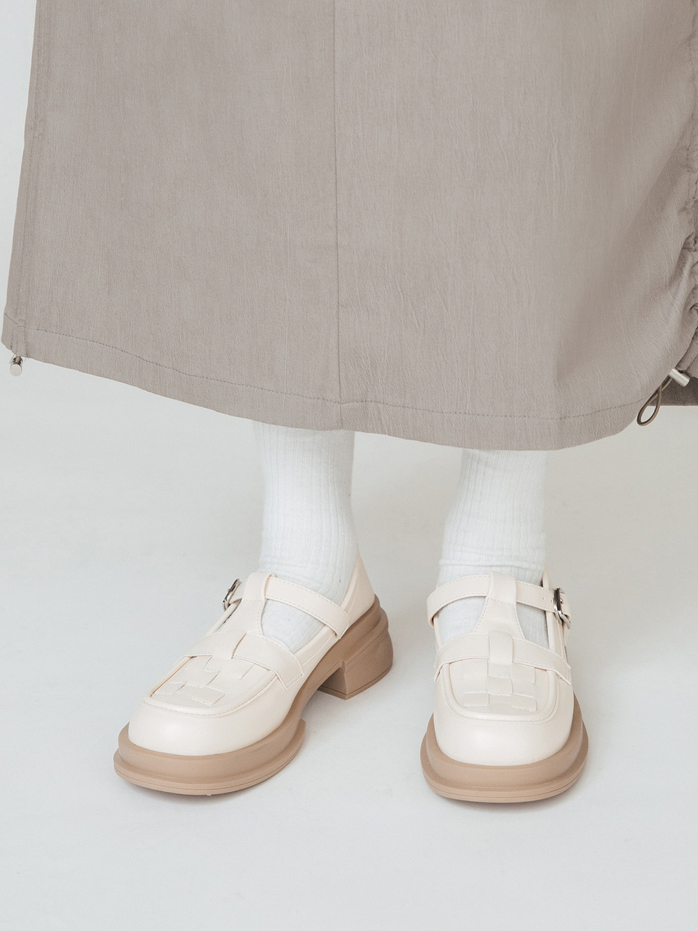 日系女孩.格子編織T字低跟瑪莉珍鞋 香草米