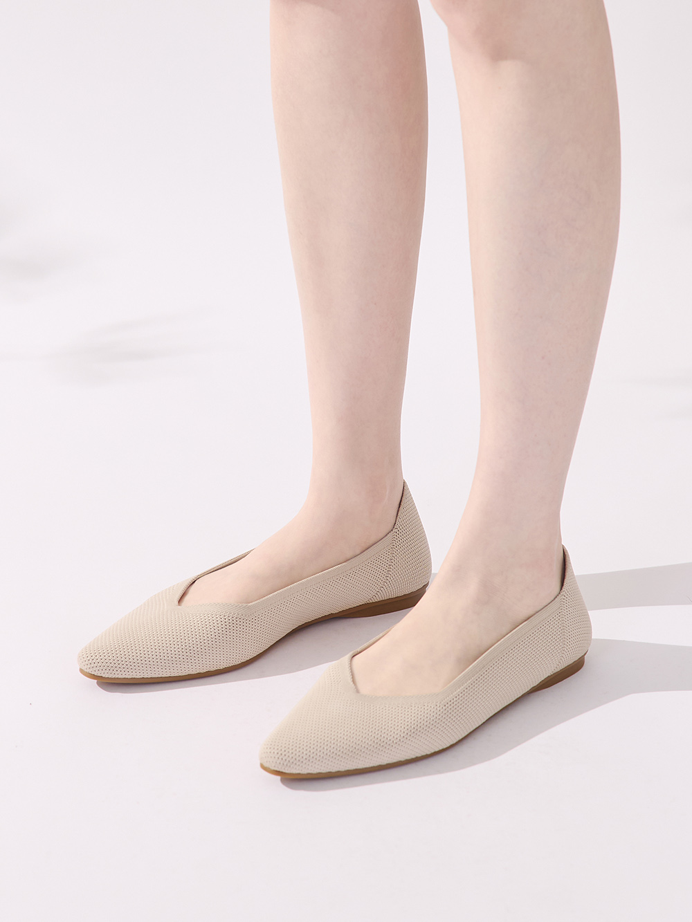 【3D零感雲織鞋】小V口尖頭通勤包鞋 香草米