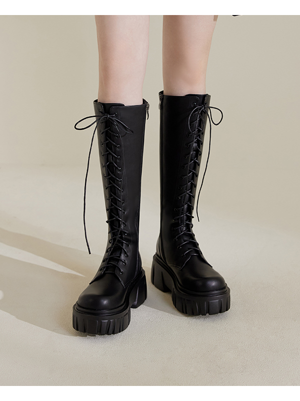 Lightweight Lug-Sole Lace-Up Boots Black