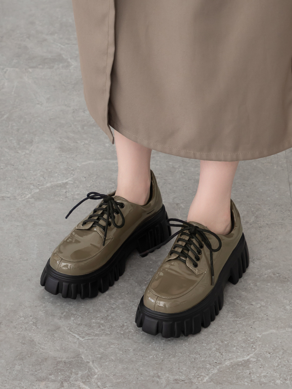 摩登少女.輕量鋸齒底綁帶德比鞋 摩卡灰