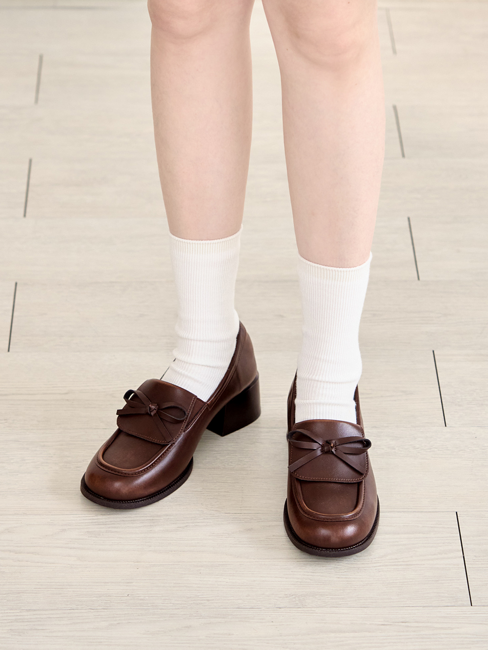 校花指定小蝴蝶結中跟樂福鞋 咖啡色