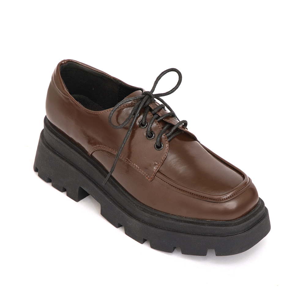 霸總風格方頭厚底鋸齒德比鞋 咖啡色