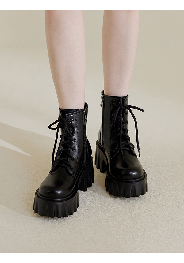 Zig-Zag Chunky Platform Lace-Up Boots Black