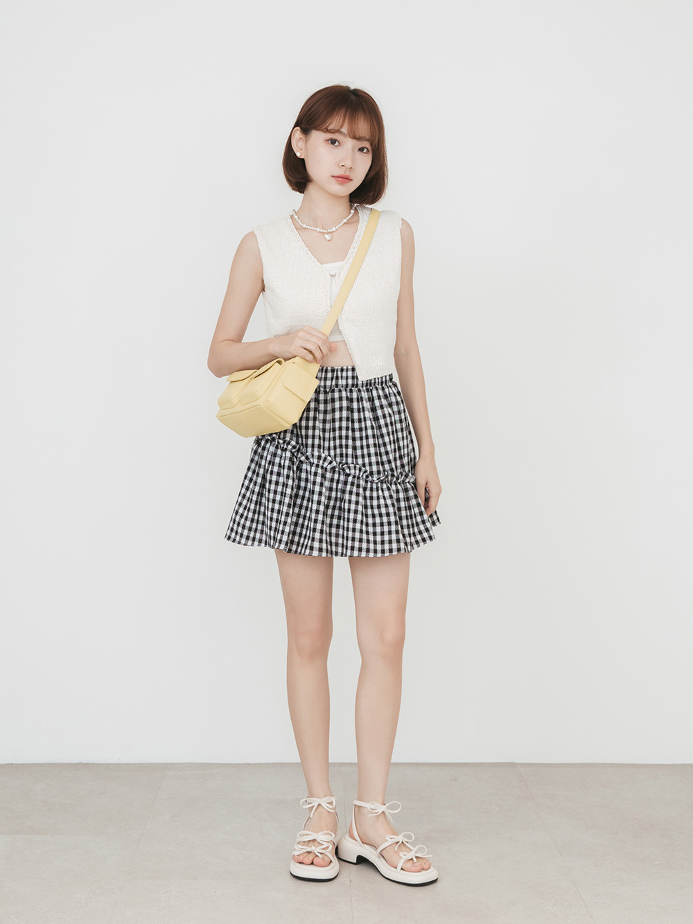 可愛三條帶蝴蝶結低跟涼鞋 米白