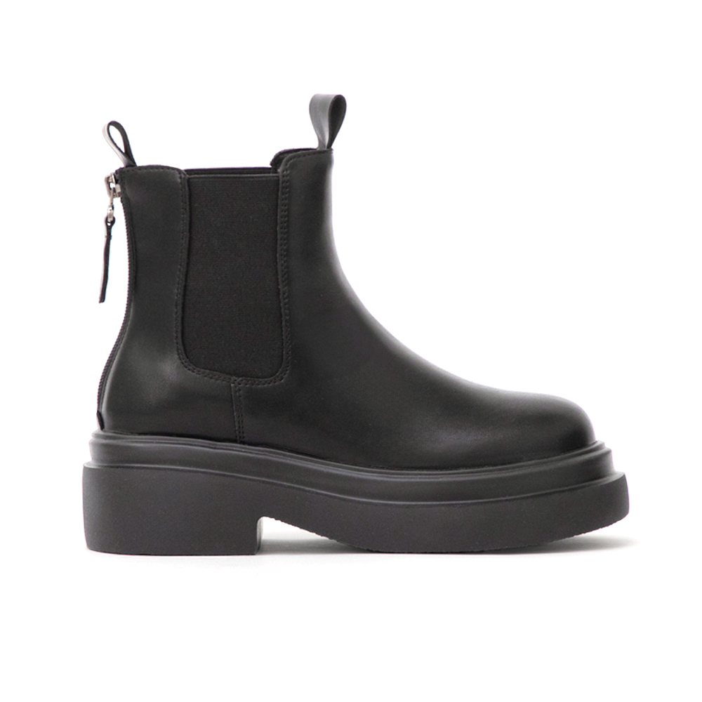 出道預告輕量切爾西短靴 黑色