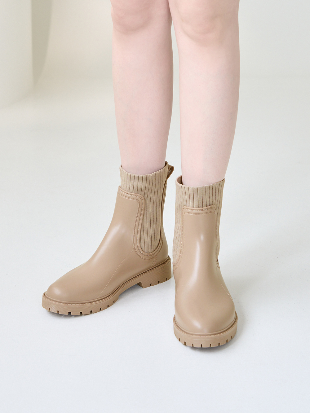 【機能鞋墊】針織拼接切爾西短筒雨靴 杏色