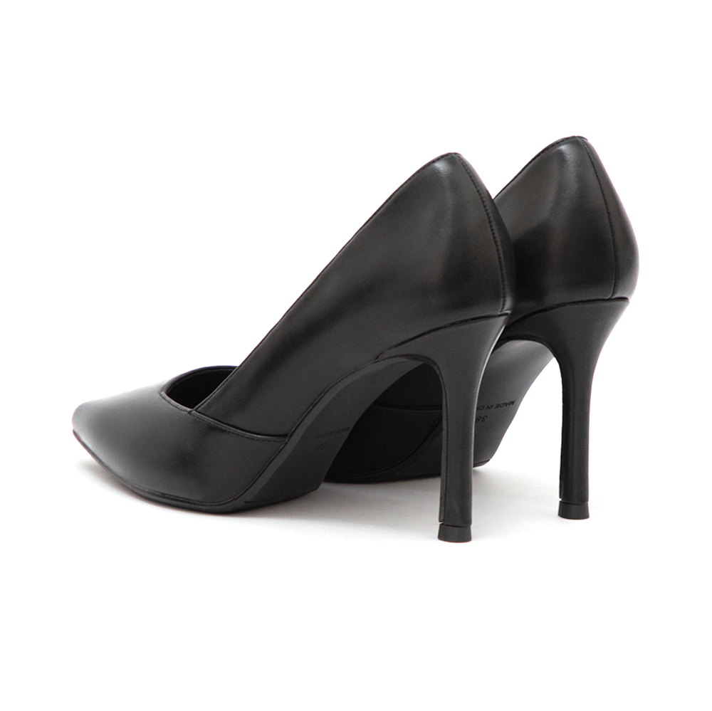 俐落雅緻尖頭斜口高跟鞋 黑色