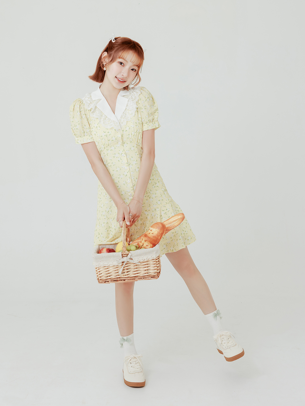 【Disney】愛麗絲蕾絲花邊真皮德訓鞋 香草米