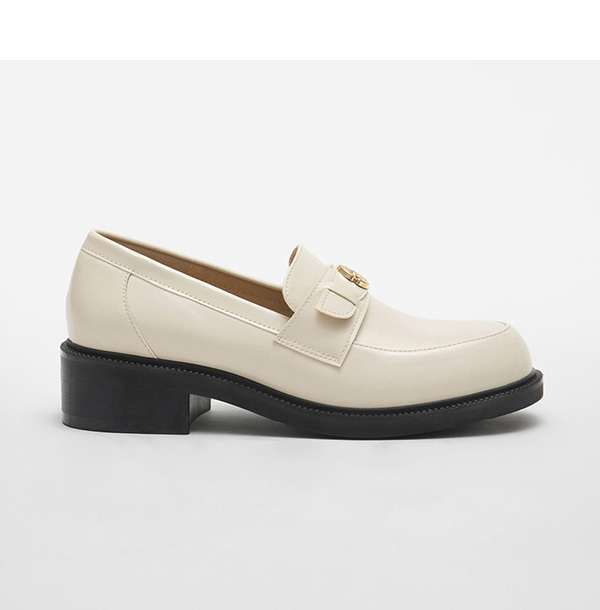 Camellia Embellished Round Toe Loafers Vanilla