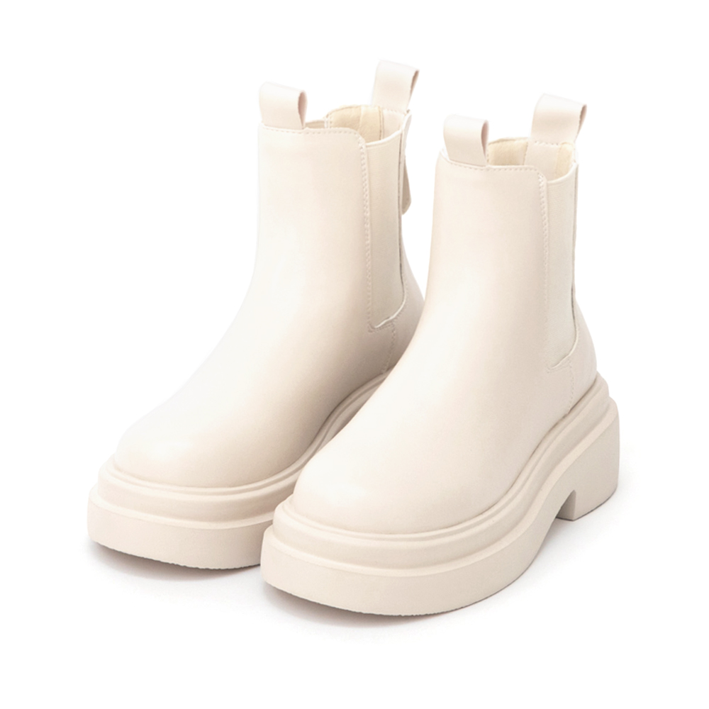 出道預告輕量切爾西短靴 米白色