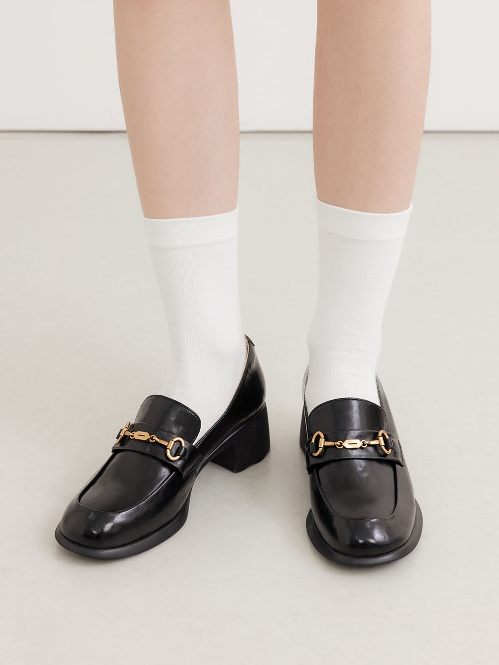 【真皮系列】波浪靜音跟馬銜釦樂福鞋 黑色