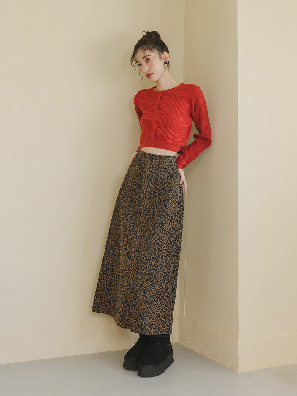 冬戀5cm增高底真皮短筒雪靴 時尚黑