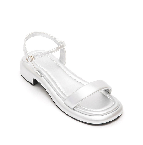 Single-Strap Low-Heeled Sandals 科技銀