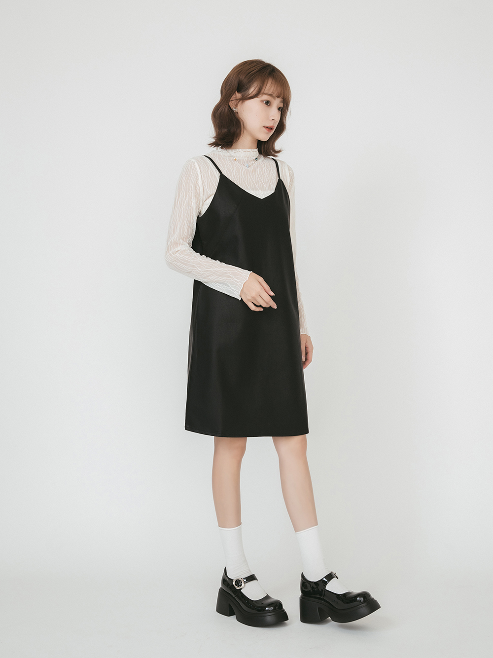 夢幻舞台．輕量加厚底銀釦瑪莉珍鞋 漆皮黑