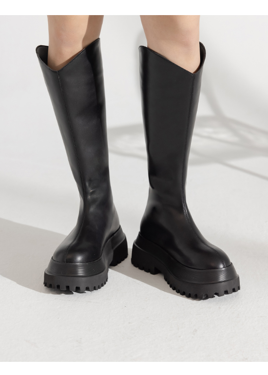 Track Sole V-cut Knee Boots Black