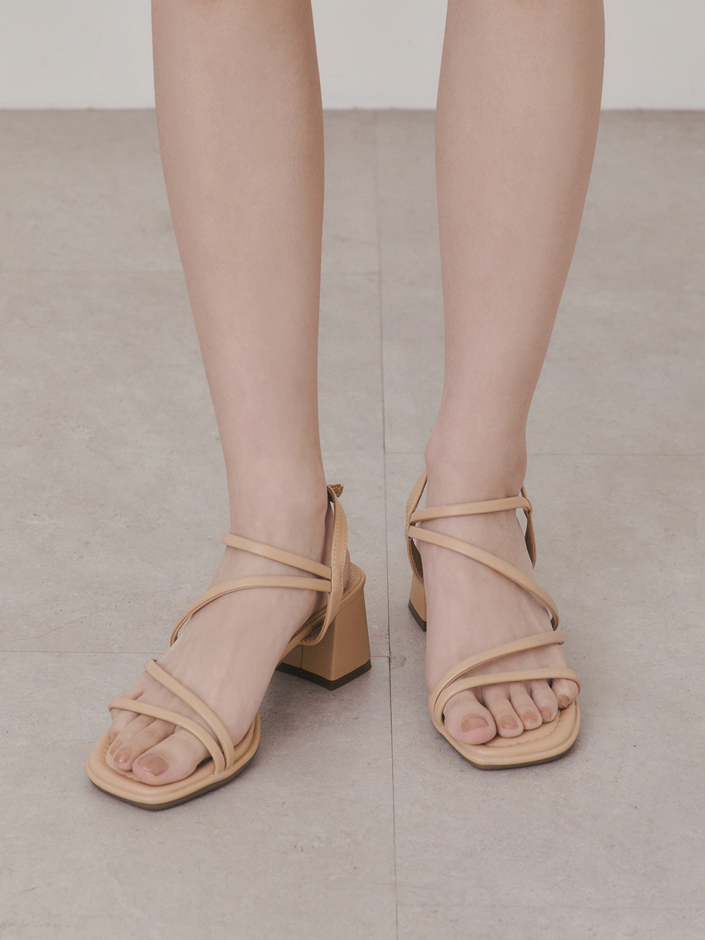 彩虹泡泡糖．泡芙軟墊細帶高跟涼鞋 奶茶杏