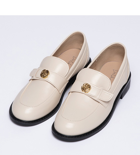 Camellia Golden Coin Decor Low-Heeled Loafers Vanilla