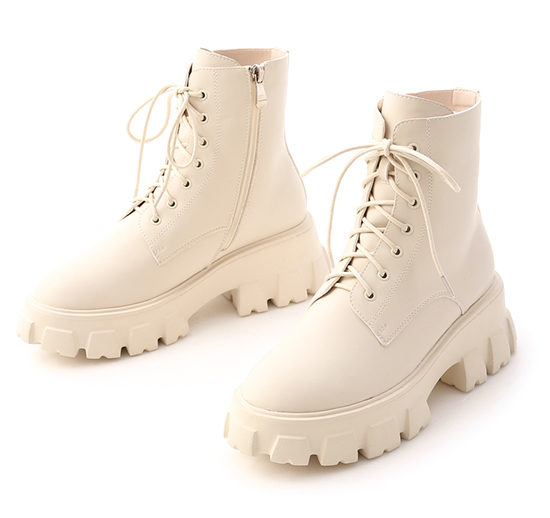 Lace-up Chunky Boots Vanilla