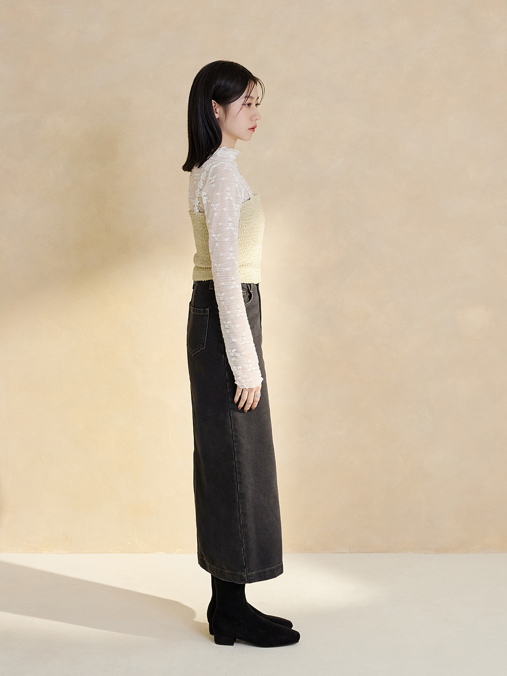 人氣指標中車線方頭低跟瘦瘦靴 質感黑絨