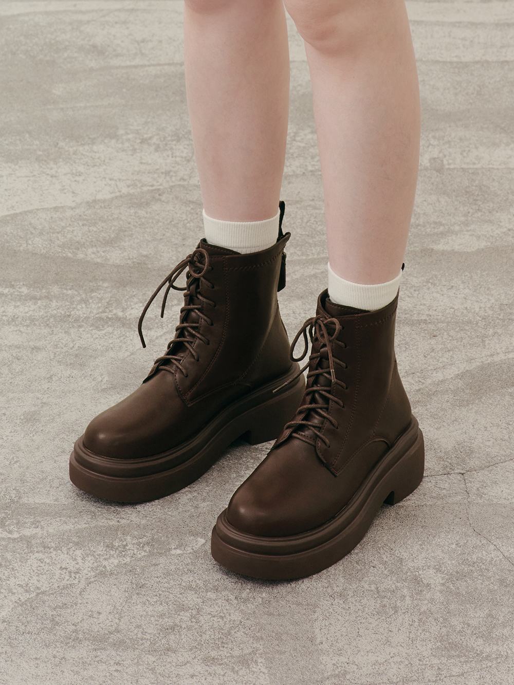 偶像學園輕量厚底綁帶短靴 咖啡色