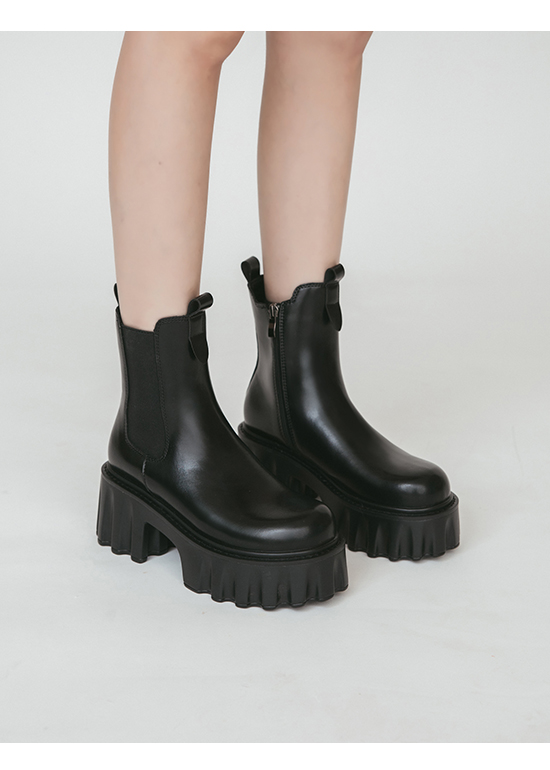 Zig-Zag Chunky Platform Chelsea Boots Black