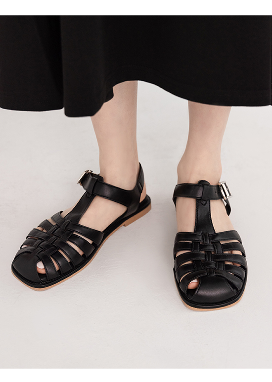 日系搭配．寬楦編織平底羅馬涼鞋 時尚黑